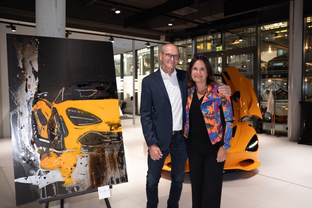 „When cars meet bespoke art „