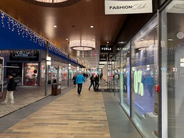 Prag: Fashion Arena Prague Outlet, Blog 09